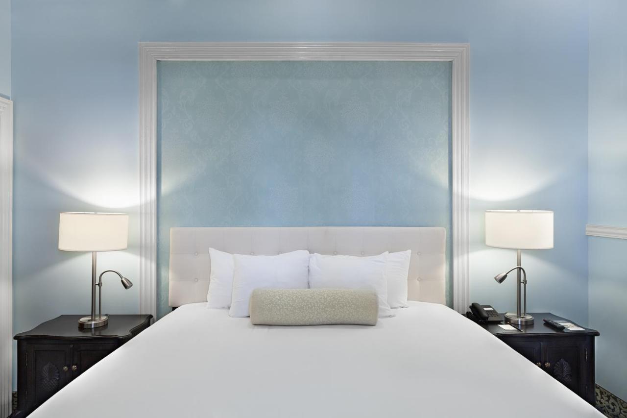 Hotel La Perla Леон Экстерьер фото