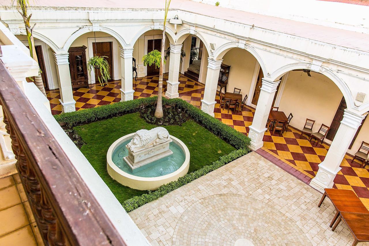 Hotel La Perla Леон Экстерьер фото